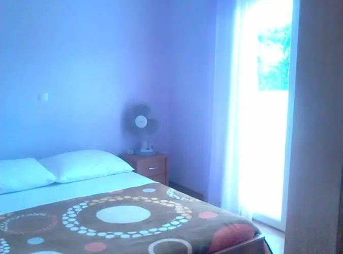 Emily アパート *